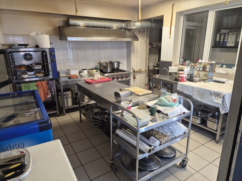 Restaurant tip autoservire, afacere la cheie, profitabila,